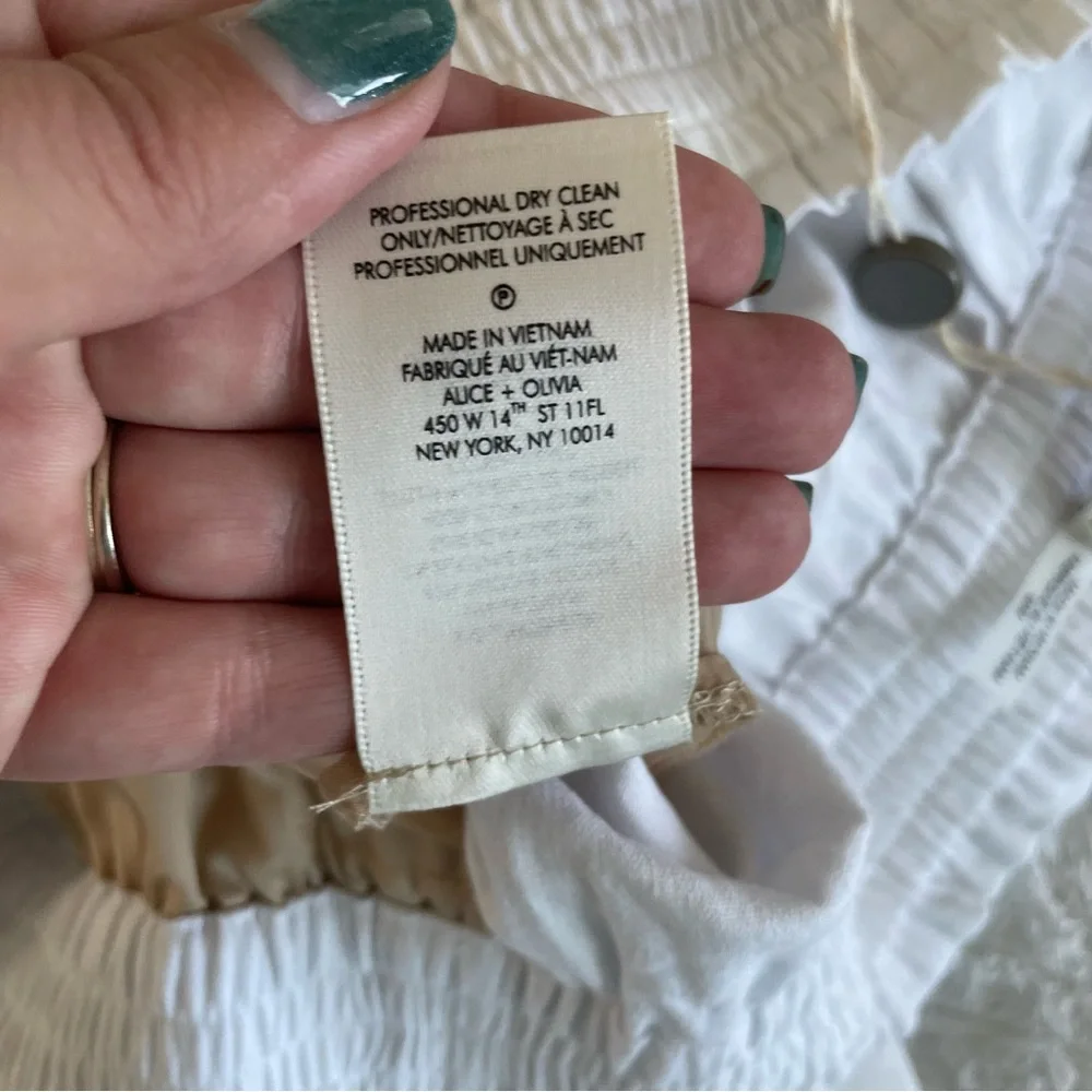 Alice + Olivia Linen Belted Paper Bag Shorts NWT White Medium‎ High Rise Pockets